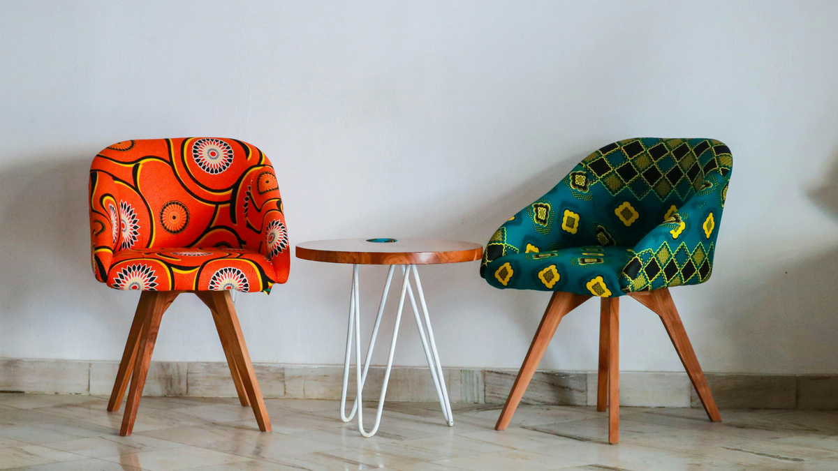 How to Use Color and Contrast to Highlight Small Spaces