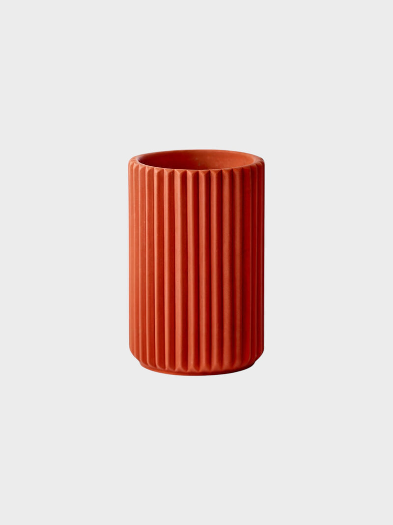 Ribbed Cylinder Pot-1